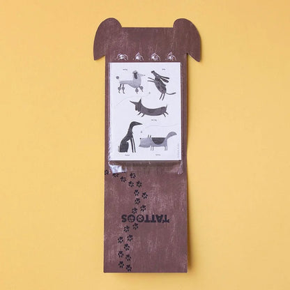 Braunes Hundepaket mit Hundetattoos für Spaß und Party, perfekt für Tierliebhaber