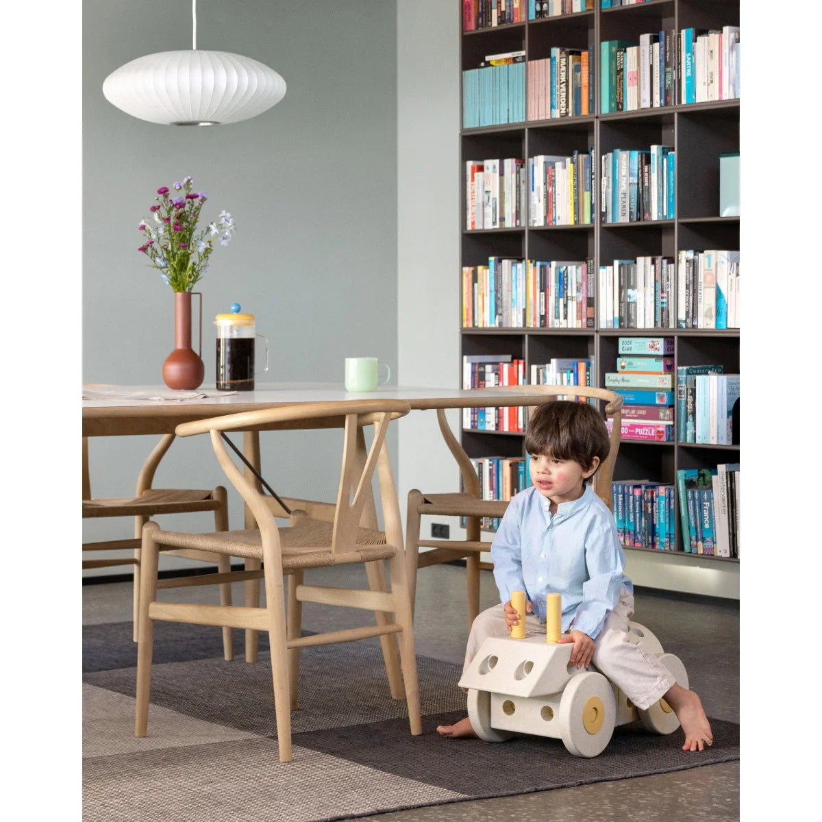 Kinder spielen mit dem MODU Dreamer Set