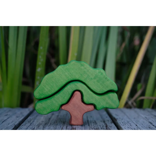 Holzbaum-Puzzle mit grünem Blatt und braunem Stamm für das Produkt Eiche klein