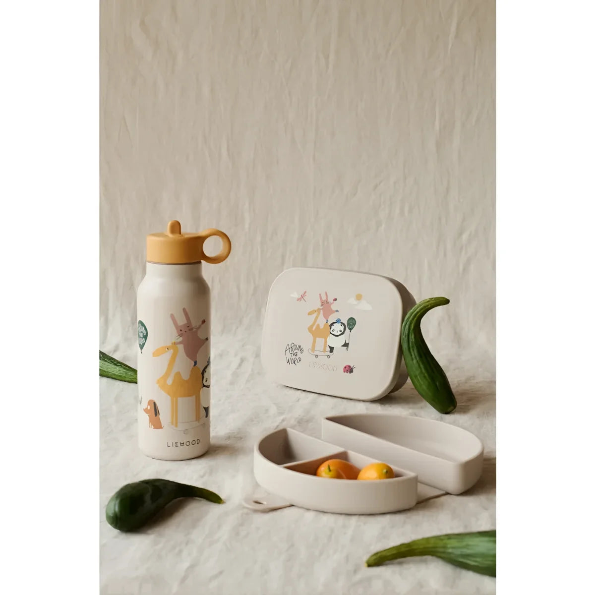 Kinder-Lunch-Set mit Wasserflasche und Lunchbox mit verspielten Tiermotiven