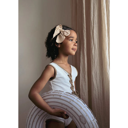 Fable Bow Clip Toffee Lines von Mrs Ertha im Detail