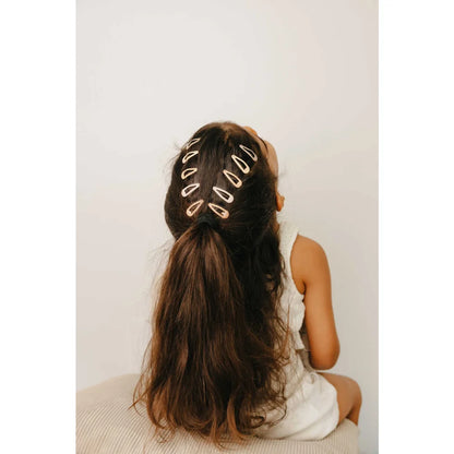 Glitzer Mini Haarklammern mit goldenem geometrischem Muster aus Metall