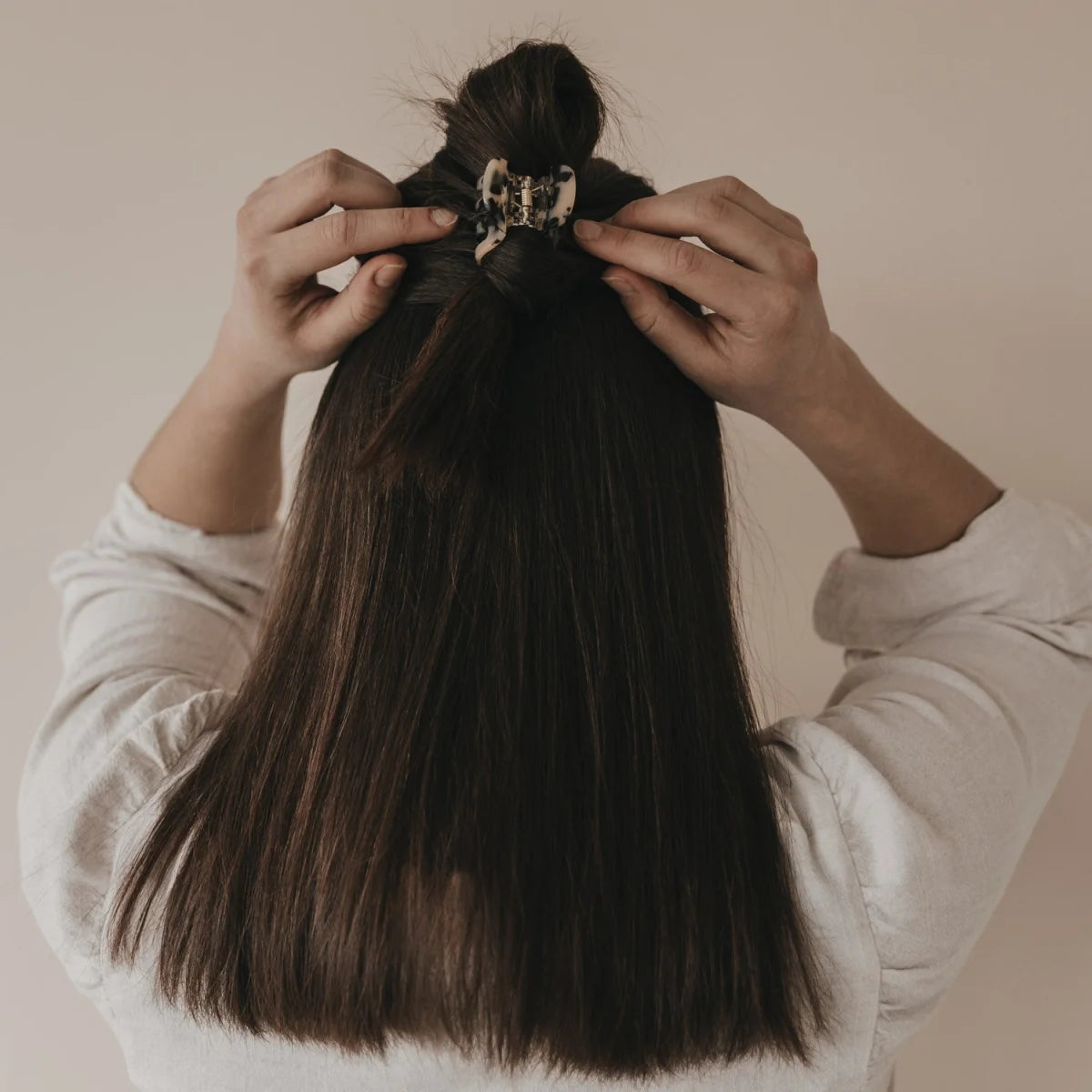 Haarspange klein Herz Leo: Schildpatt Muster mit Goldverschluss für lockiges Haar