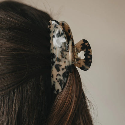 Haarspange Maxi Herz Leo mit Schildpattmuster und Metallfeder