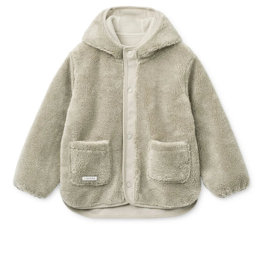 Eine gemütliche olivgrüne fleecejacke mina mist mit weichem außenstoff und passenden taschenklappen
