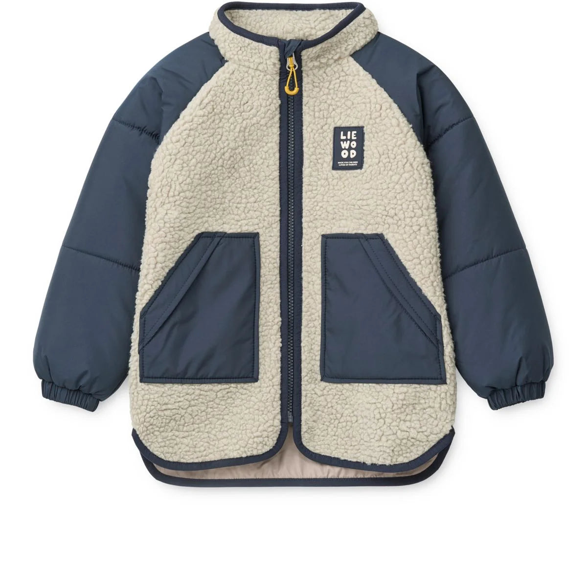 Creamfarbene sherpa gefütterte jacke runa mit marineblauen ärmeln und fronttaschen von liewood in mist classic navy