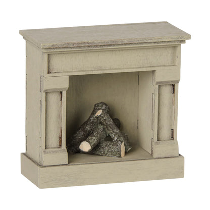 Maileg Kamin Maus Off White