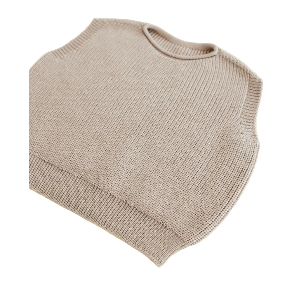 Hellbraune ärmellose Strickweste für Kinder mit Rippbündchen und Rundhalsausschnitt
