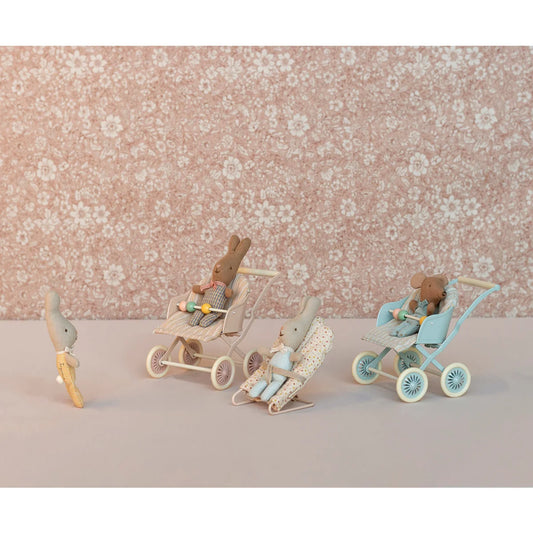 Maileg Kinderwagen Babymaus Blau