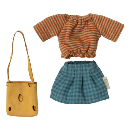 Miniaturkleidung und Handtasche für Puppen im Produkt Kleidung Mama Maus