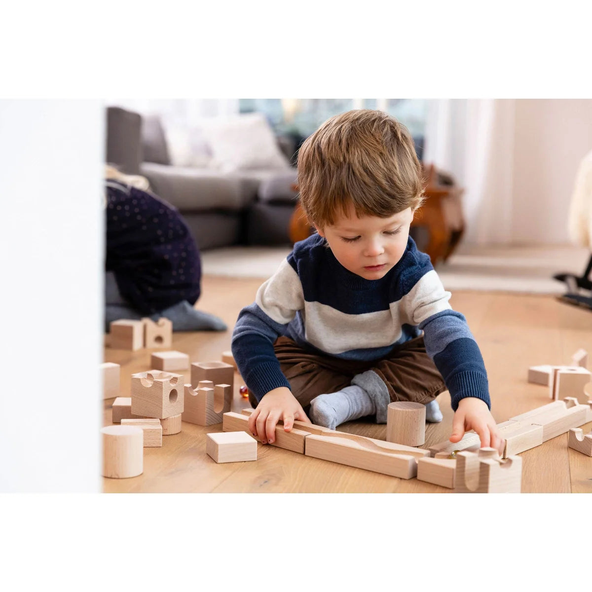 Cuboro Junior Kugelbahn mit 40 Elementen aus Holzbausteinen