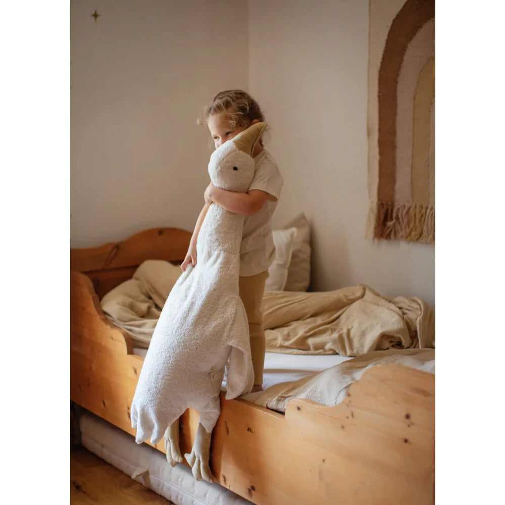 Weißes Kuscheltier Gans XL, Plüschschwan mit weichem Stoff und schwarzen Augen