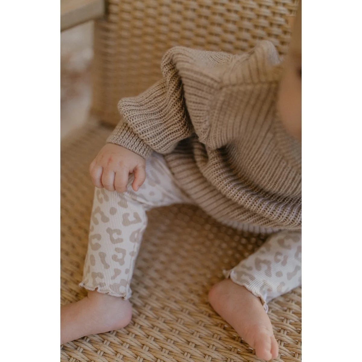 Beige Leopard-Leggings Leo mit Schleife, weicher Rippbund