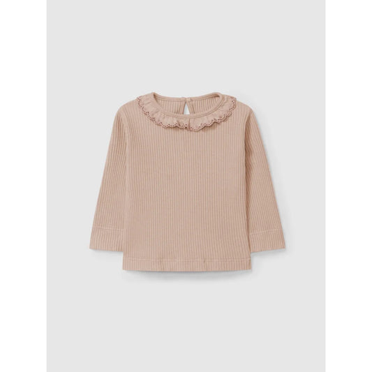 Langes, langärmliges Ripp-T-Shirt in Hellbraun mit Rüschkragen, Nude oder Sand