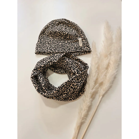 Leopard print Beanie und Infinity Schal Set aus dem Produkt Loop leo