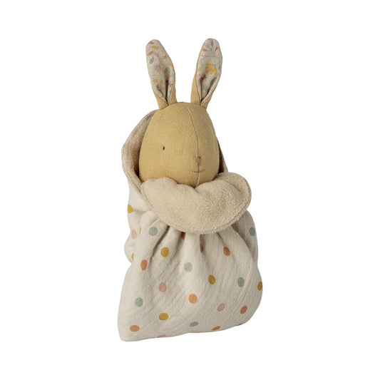 Lullaby friends hase mini cremegelb aus weichem stoff mit blumenohren und kuscheldecke als geschenke für neugeborene