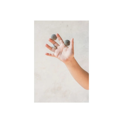 Silberne Münzenbörse mit Kette, Mattfinish und Mandala-Design