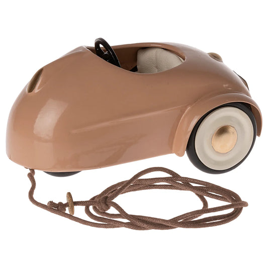 Braunes, stromlinienförmiges Spielzeugauto mit Zugleine, Mausauto Dunkel Powder