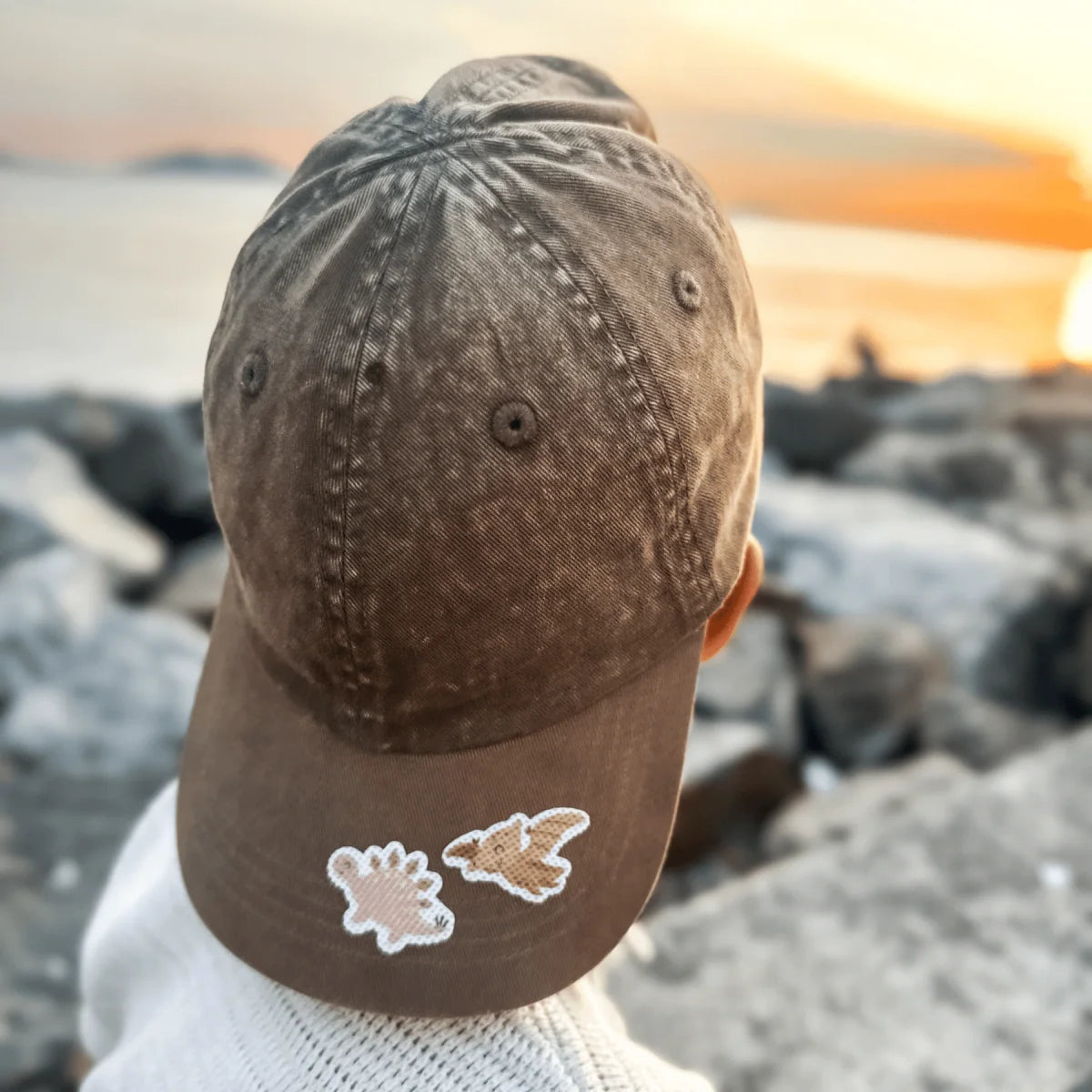 Braune Denim-Cap DINO Edition mit Dinosaurier- und Vogel-Patch