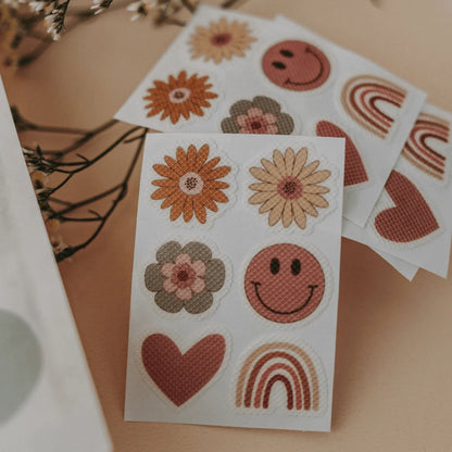 Stickereien Flower Power Edition: nachhaltige Babykleidung Schweiz