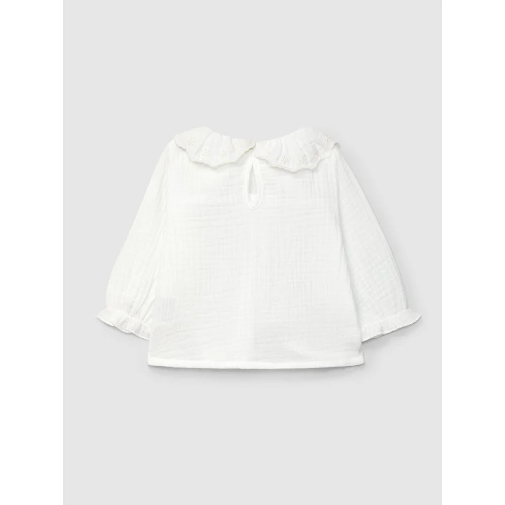 Weiße langärmlige Bluse mit Rüschenkragen und Manschetten, Muslinbluse mit Stickerei