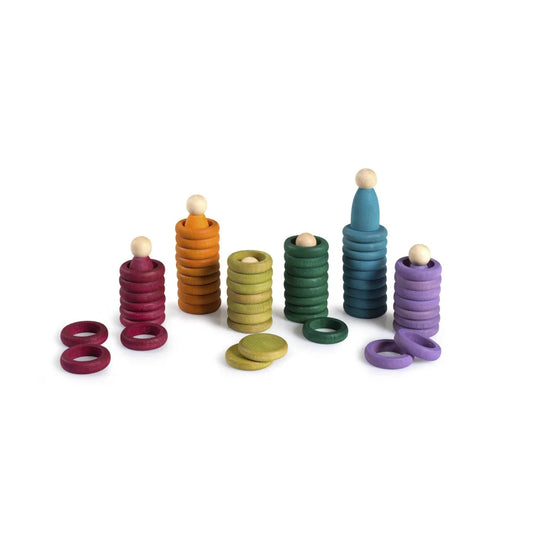 Holzstapelringe-Spielset Nins mit Regenbogenfarben und glatt polierter Oberfläche