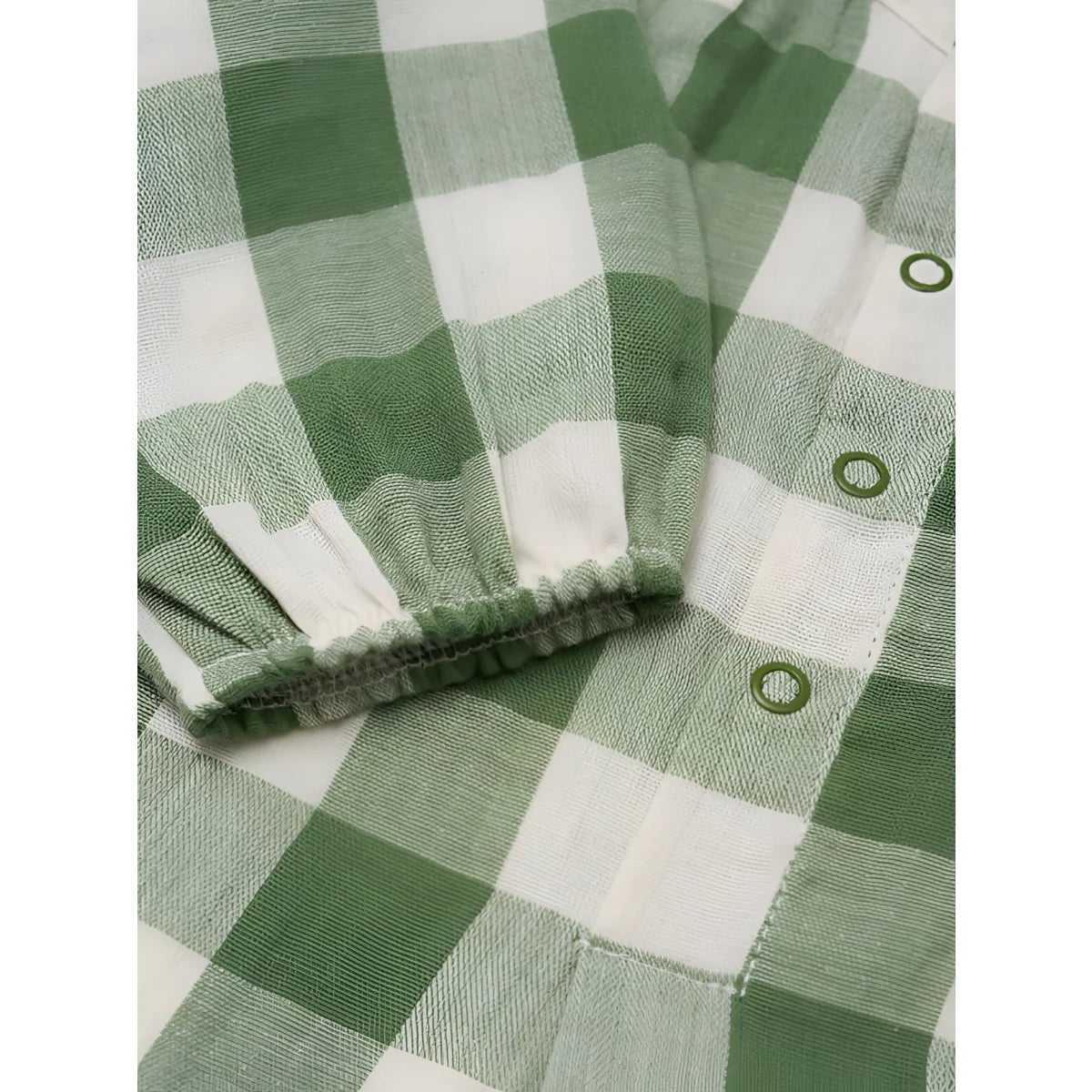 Onesie Wheat Dill Gingham: grün-weiß kariertes Hemd, weicher Gewebe