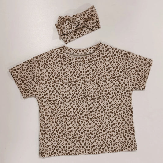 Leopard-Print T-Shirt mit passendem Haarband im Oversized Shirt Leo Rip Design