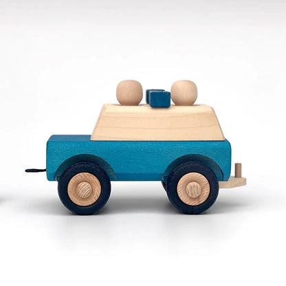 Holzes Spielzeugauto für Kinder im Produkt PolizeiAuto PIPPA