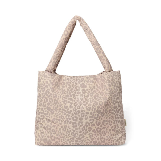 Puffy Mom Bag Beige Leopard: Quiltentasche mit Leopardmuster und gepolsterten Griffen