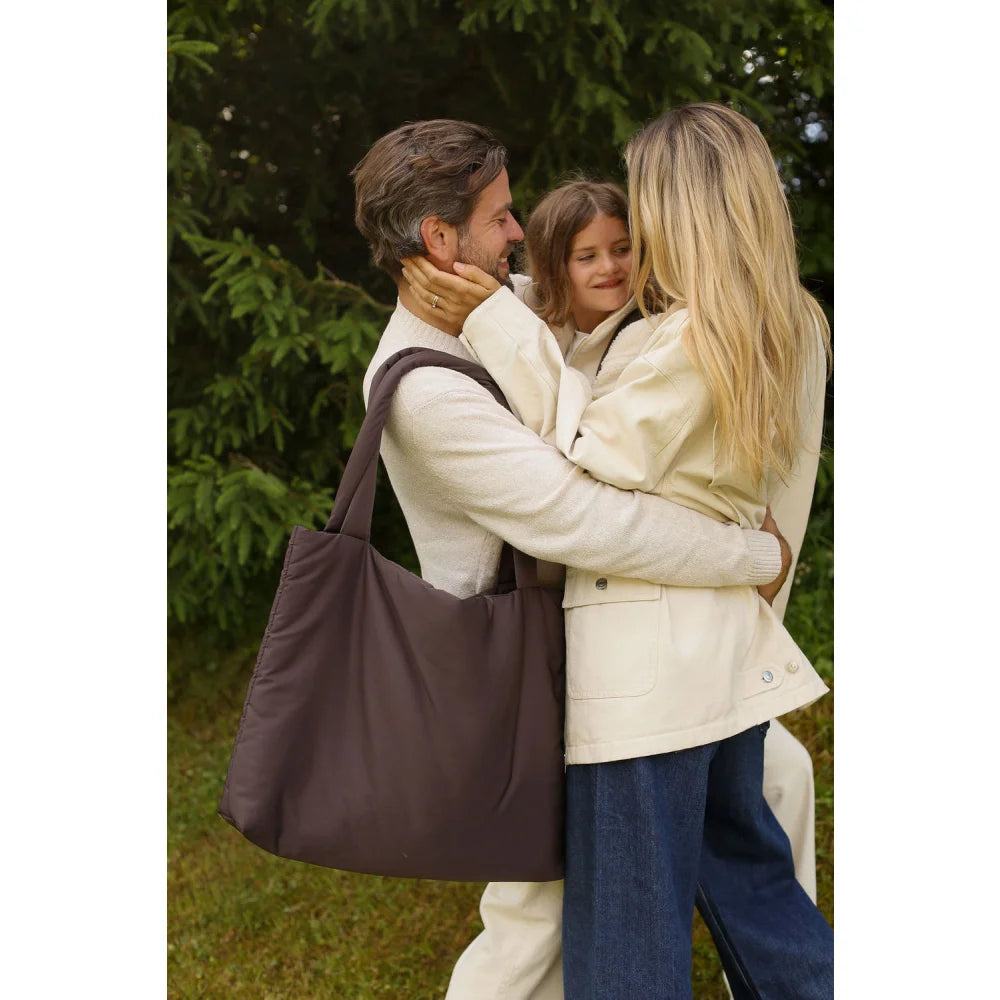 Dunkelbraune weiche Tragetasche für Damen, Puffy Mom Bag in Braun
