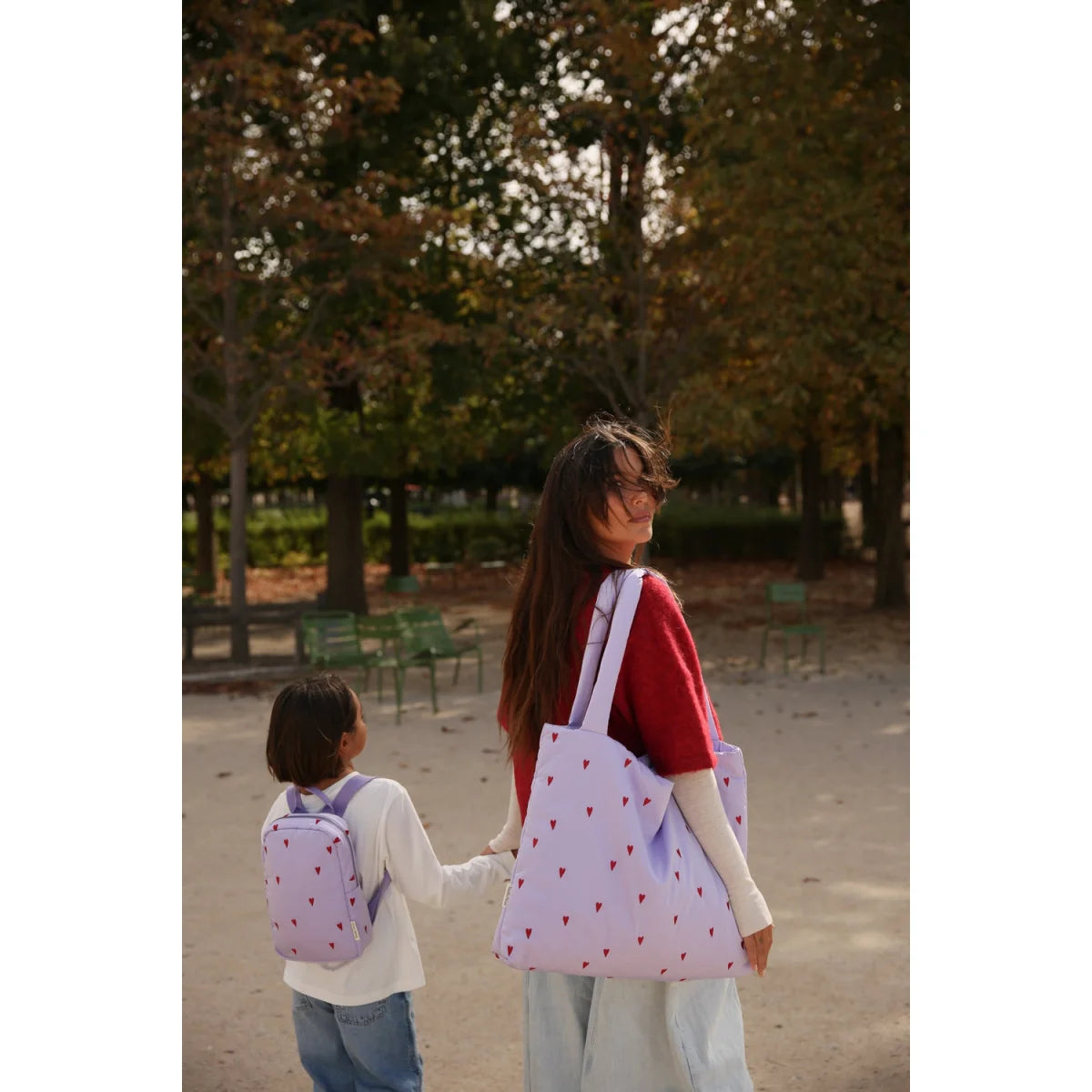 Puffy Mom Tasche Lila Hearts mit Lavendel Stoff und rotem Dreieckmuster, Studio Noos, Öko-Tex zertifiziert
