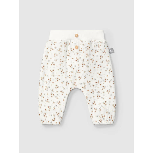 Weißes Baby-Bloomers mit kleinem Blumenmuster und Knopfdetails, ideal für Pull-up Muslin Pants Flower