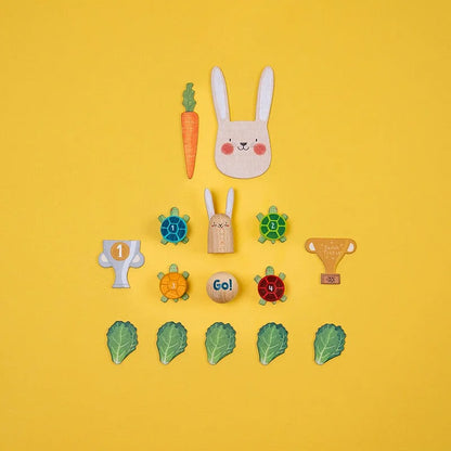 Süßes hölzernes Hasengesicht-Spielzeug mit rosa Wangen und weißen Ohren im Ready Steady Go Game