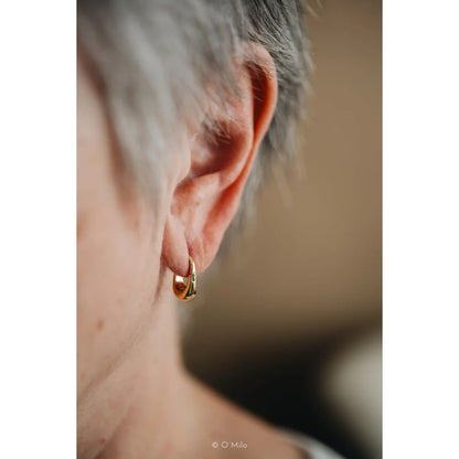 Schlichte goldene Delia Kreolen aus 18k Gold Vermeil auf 925er Sterling Silber