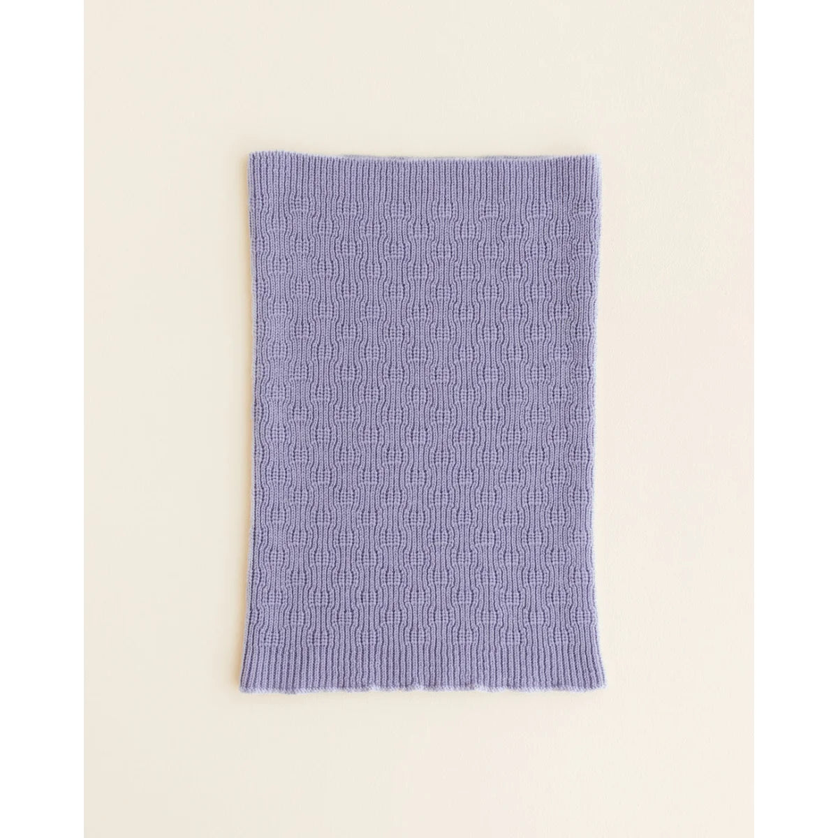 Schal Gigi in Lilac zusammengelegt in Draufsicht