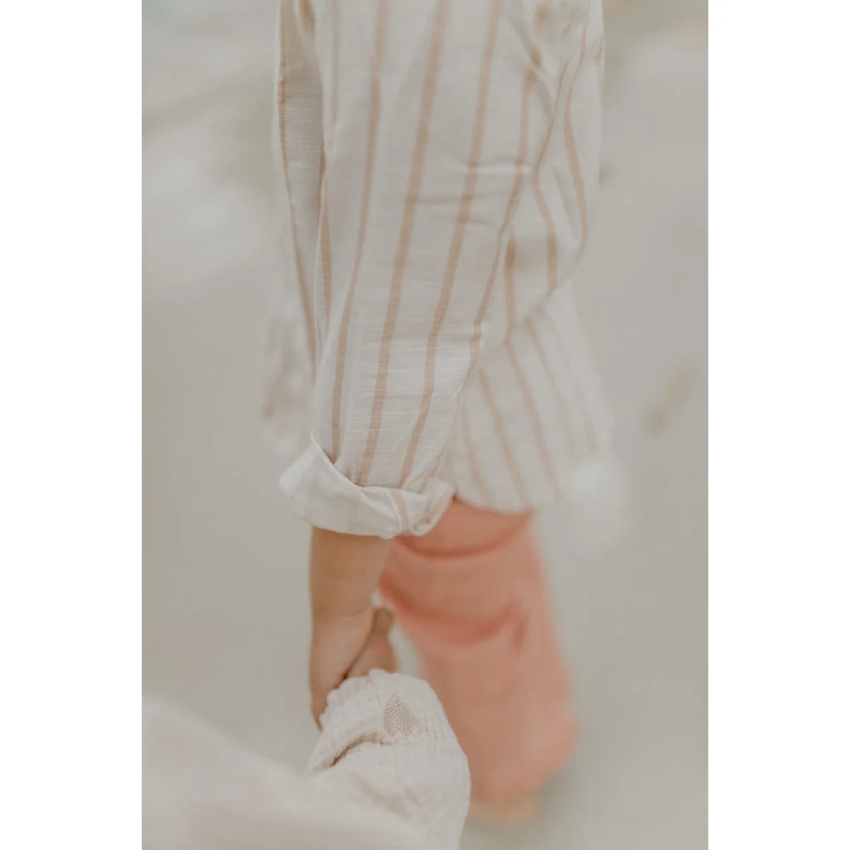 Nachhaltige Babykleidung Schweiz: Leinen-Optic-Shirt Beige Streifen