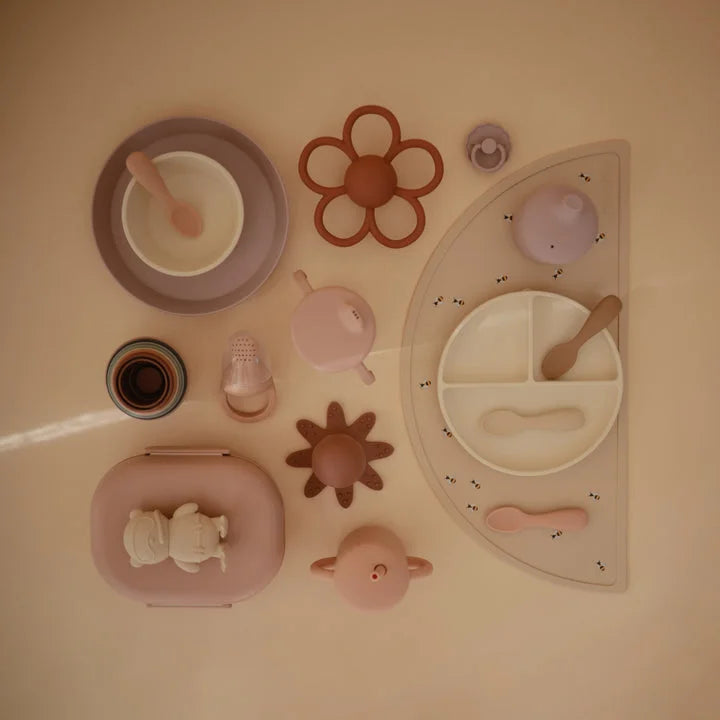 Babynahrungszubehör mit Silikon-Saugschüssel in Elfenbeinfarbe