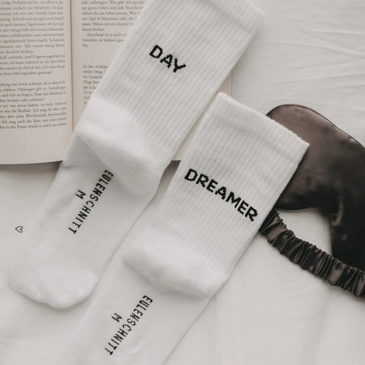 Weiße Socken Day Dreamer mit Stickerei Day und Dreamer