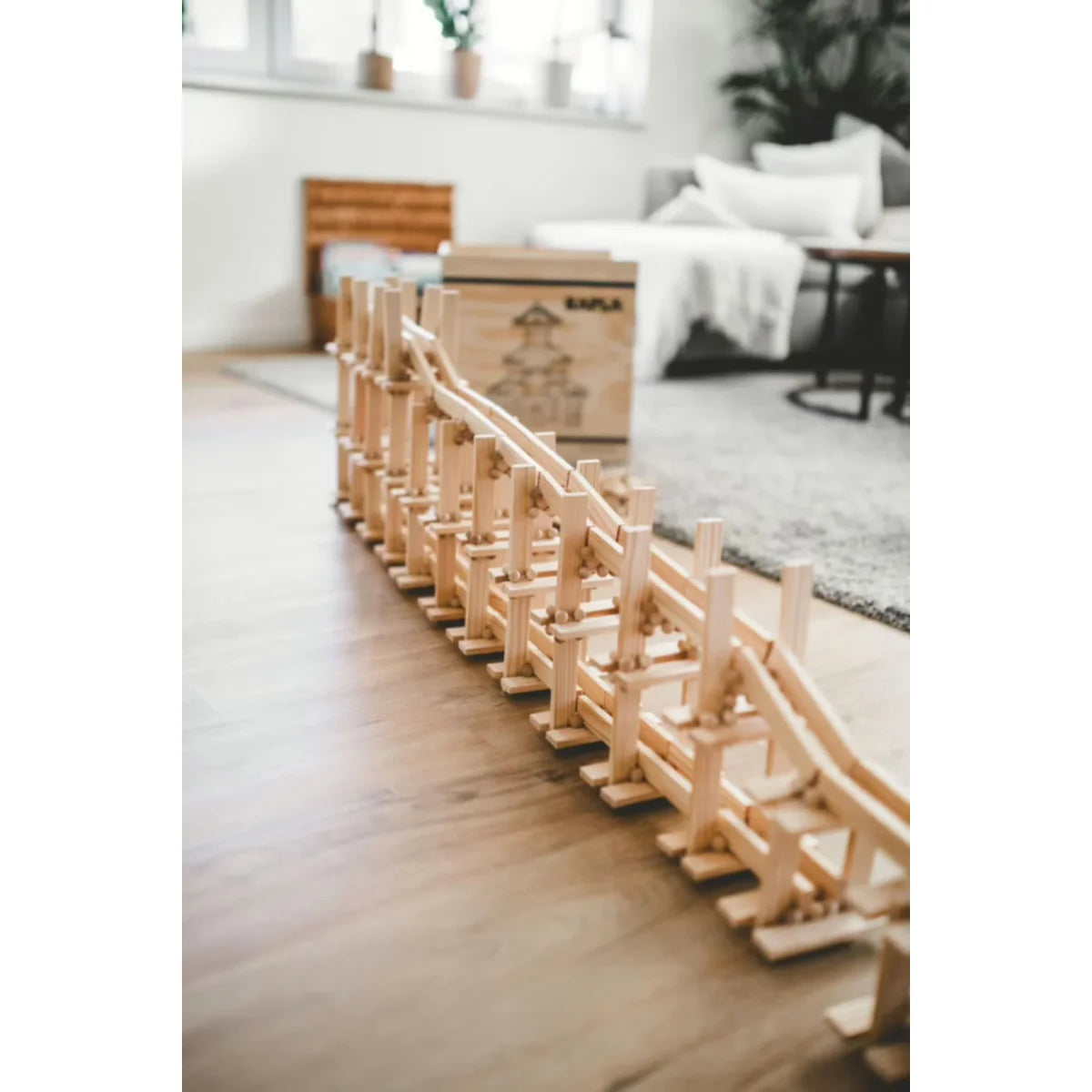 Lichtes Holzbrücken-Spielset START 140 mit 24 Brixis, 20 Twister und 96 Timber Bricks