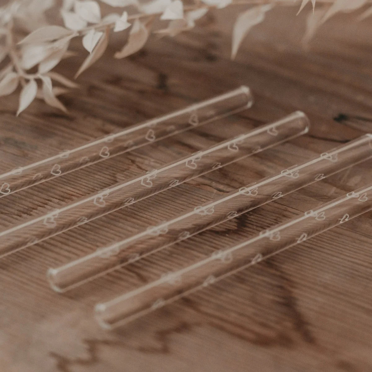 Klare Glas-Strohhalme mit Herzen, 4er-Set, 13 cm