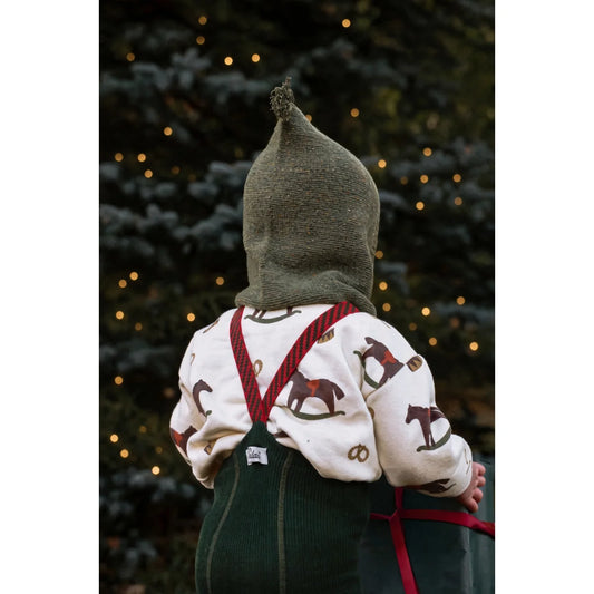 Silly Silas Strumpfhose mit Träger Footed in Dark Forest Green mit Weihnachtsmuster