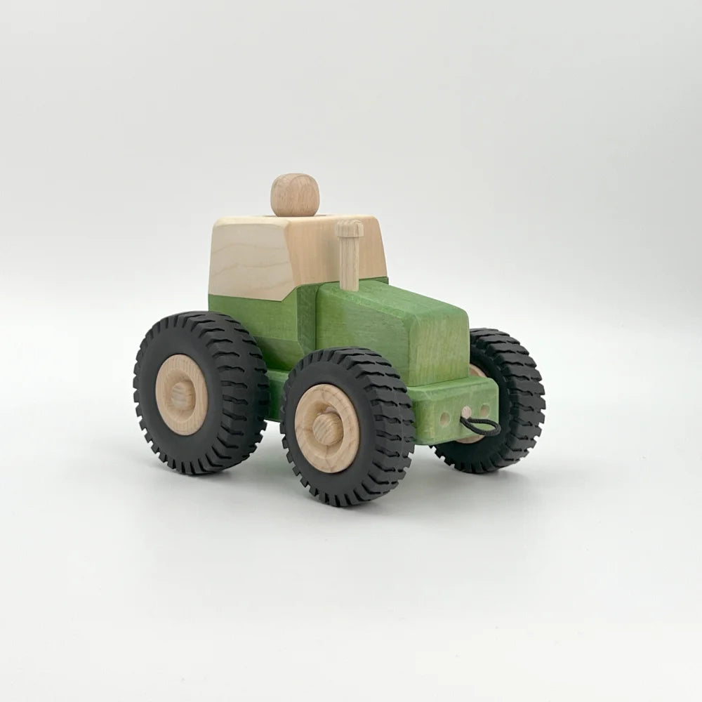Holzspielzeug Traktor BERND, kindersicheres Bauernhofspielzeug in Naturholzoptik