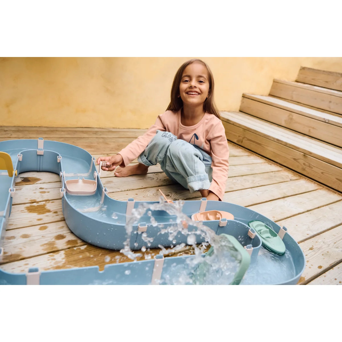 Wasserstrassen-Set Cassian Beach blue mit blauem Spielset und grünem Boot