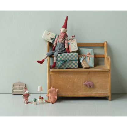 Maileg Weihnachtsmaus Baby im Buch