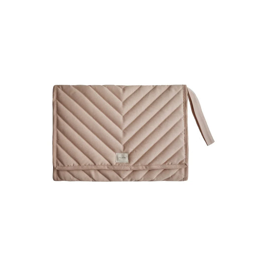 Beige clutch purse mit Chevron-Stichmuster und Handgelenkband, Wickelunterlage Natural