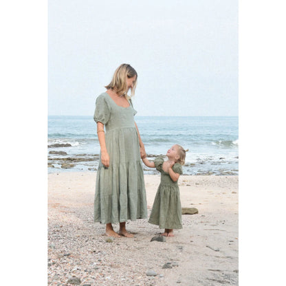 Grüne Kleider am Strand für Damen im Wildflower Kleid Sage