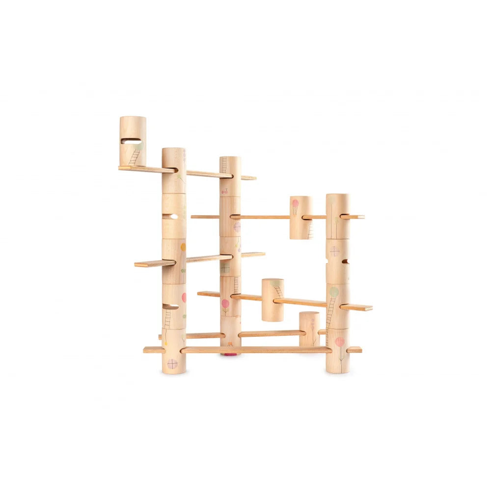 Holzlabyrinth-Spielzeug Woodland mit Kurven und Pfaden in hellbraun