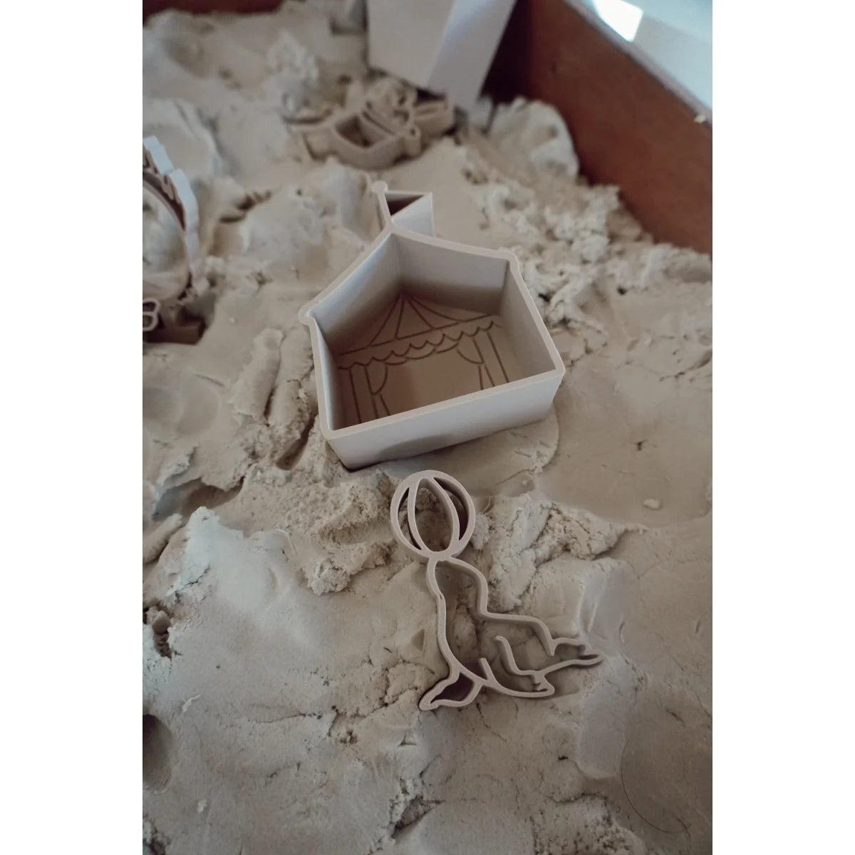 Spielset Zirkus mit Sandform, Seelentier und Cookie Cutter für nachhaltige Kinderprodukte Schweiz